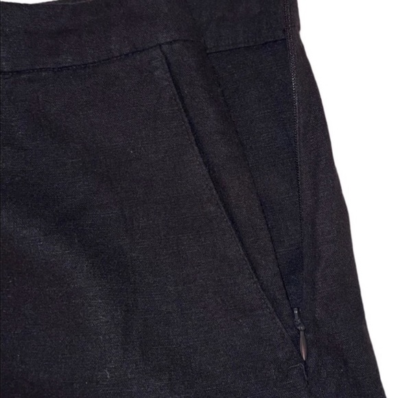 Banana Republic Stretch Linen Summer Basic Shorts with Tassels - Picture 3 of 4